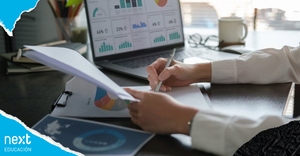 Por qué formarte en administración de negocios es clave para tu desarrollo profesional